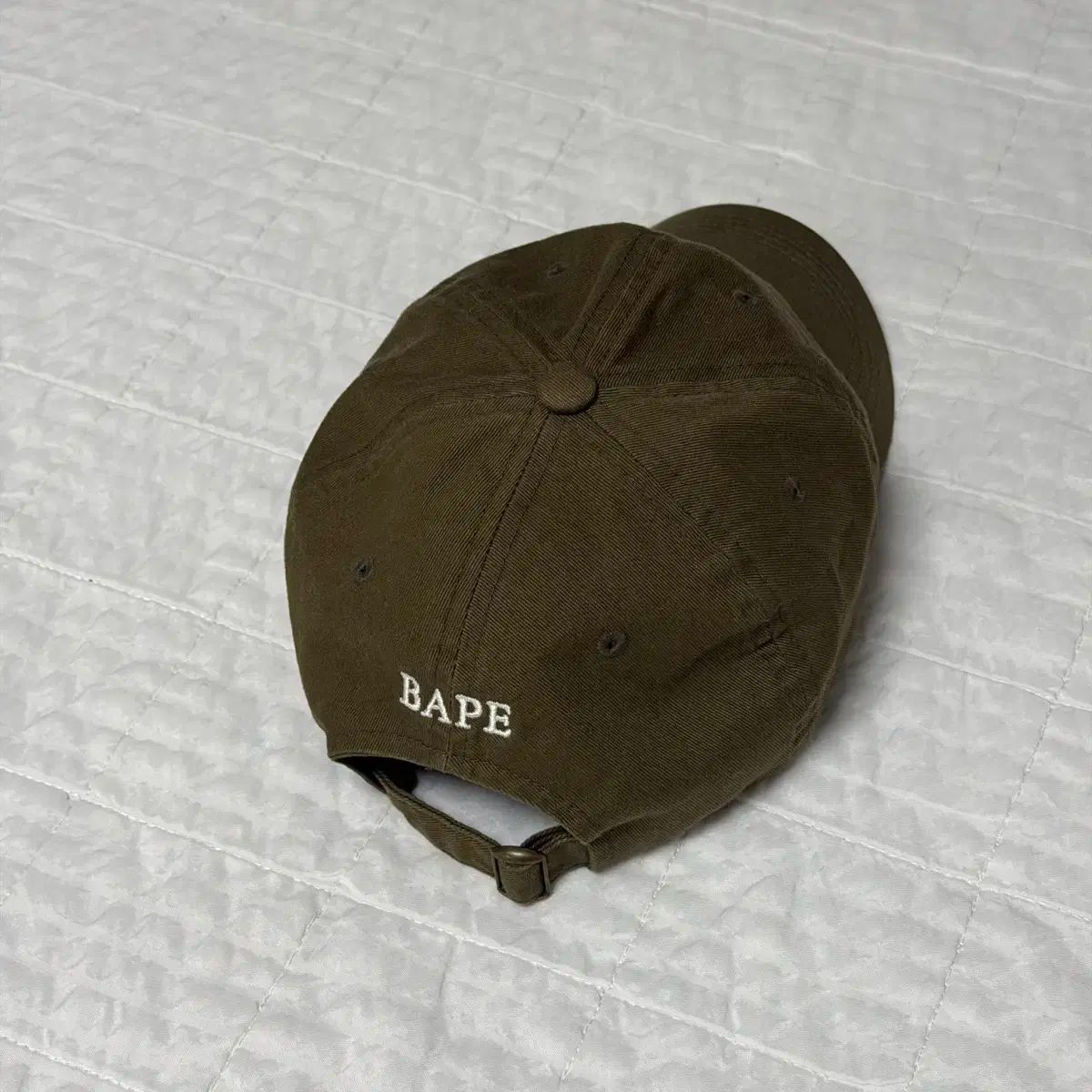 級 A BATHING APE アベイシングエイプ ベースボールキャップ 帽子 カーキ