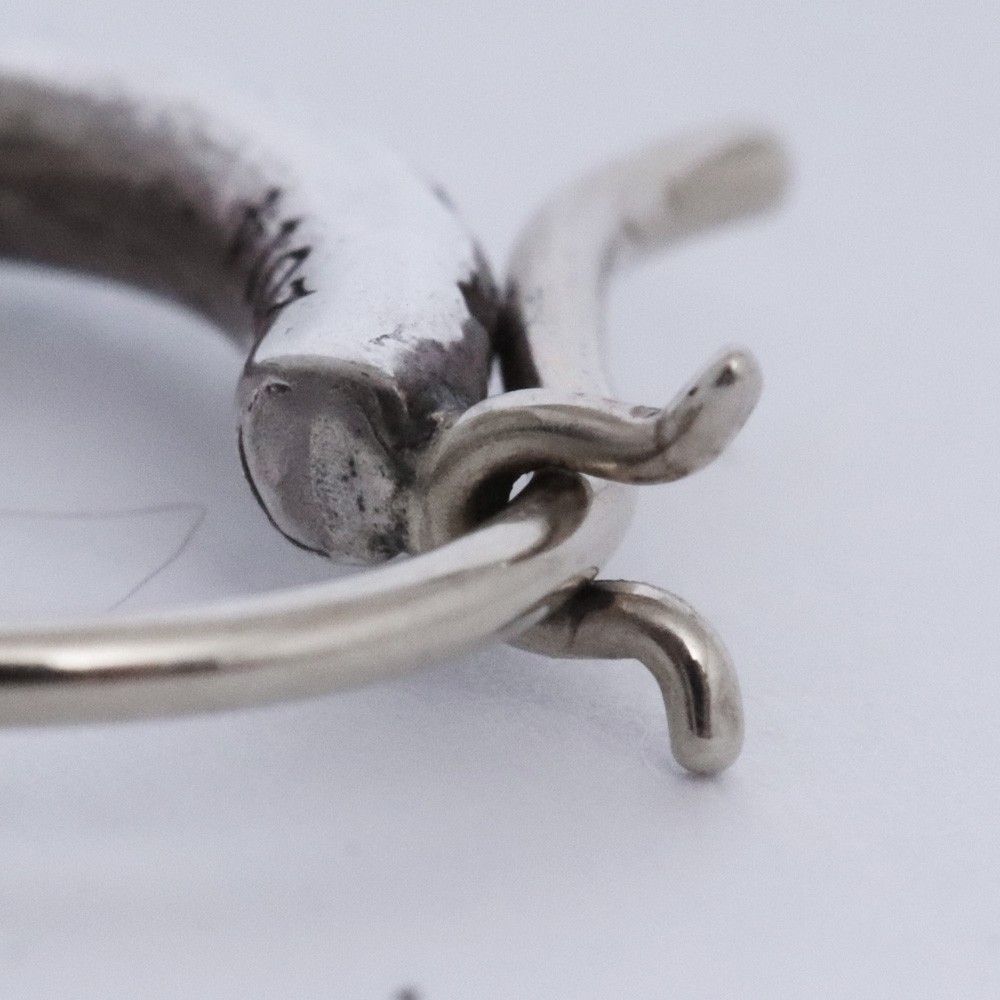 CHROME HEARTS タイニー TFL フープ ピアス シルバー - メルカリ