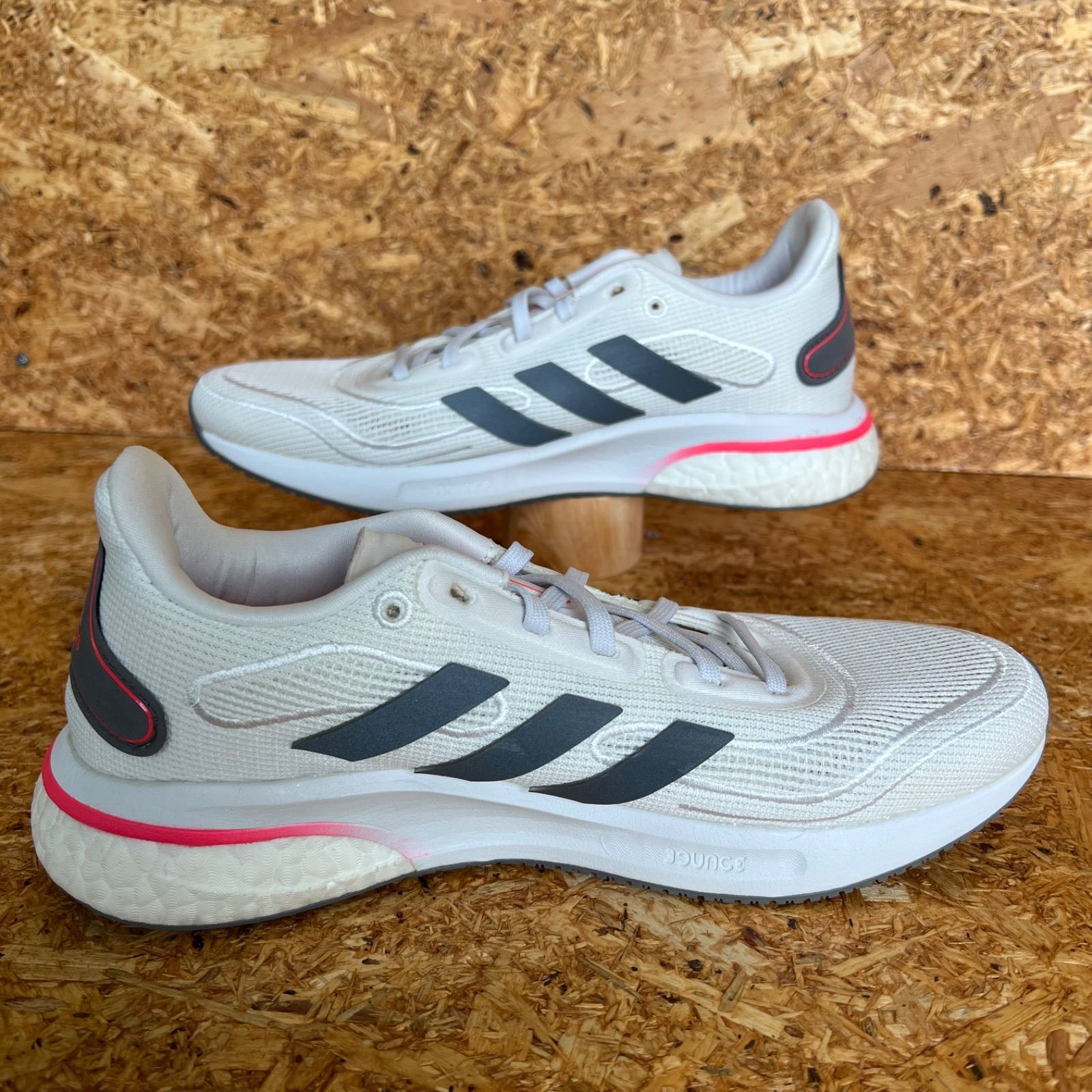 boost ホワイト