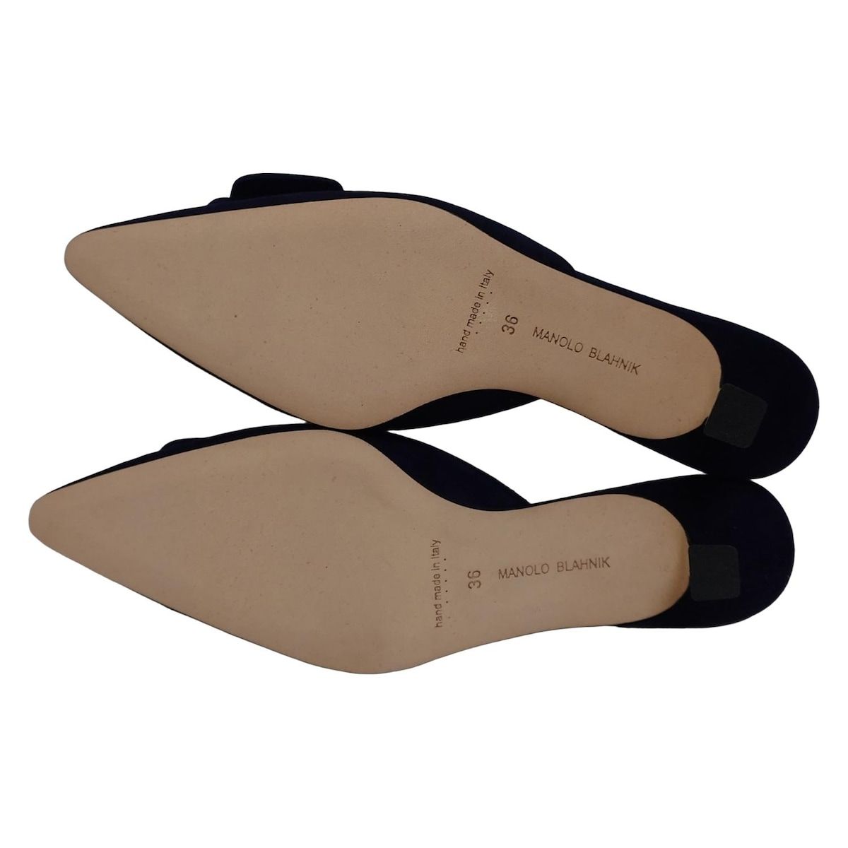 マノロブラニク ミュール