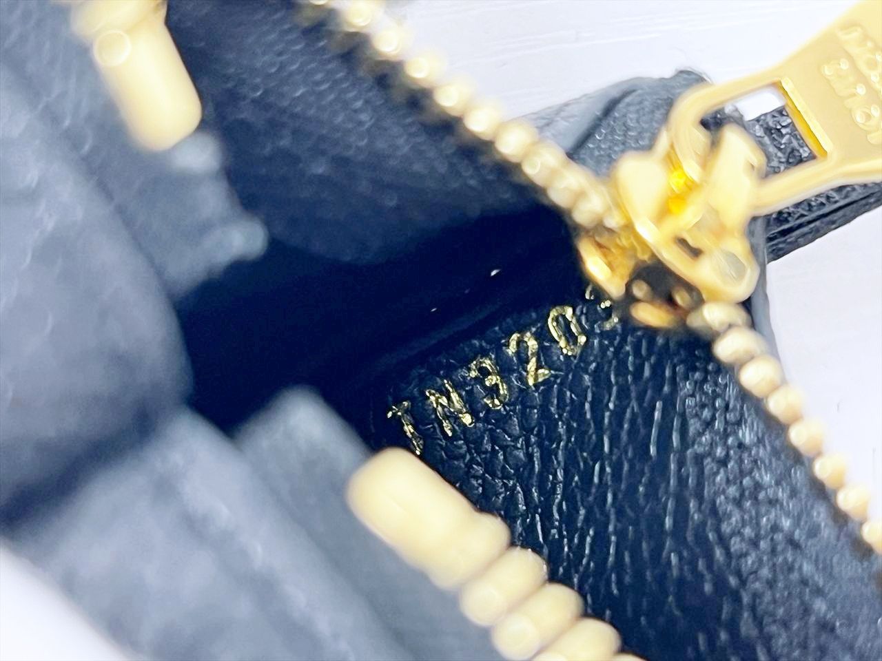 コインケース ノワール