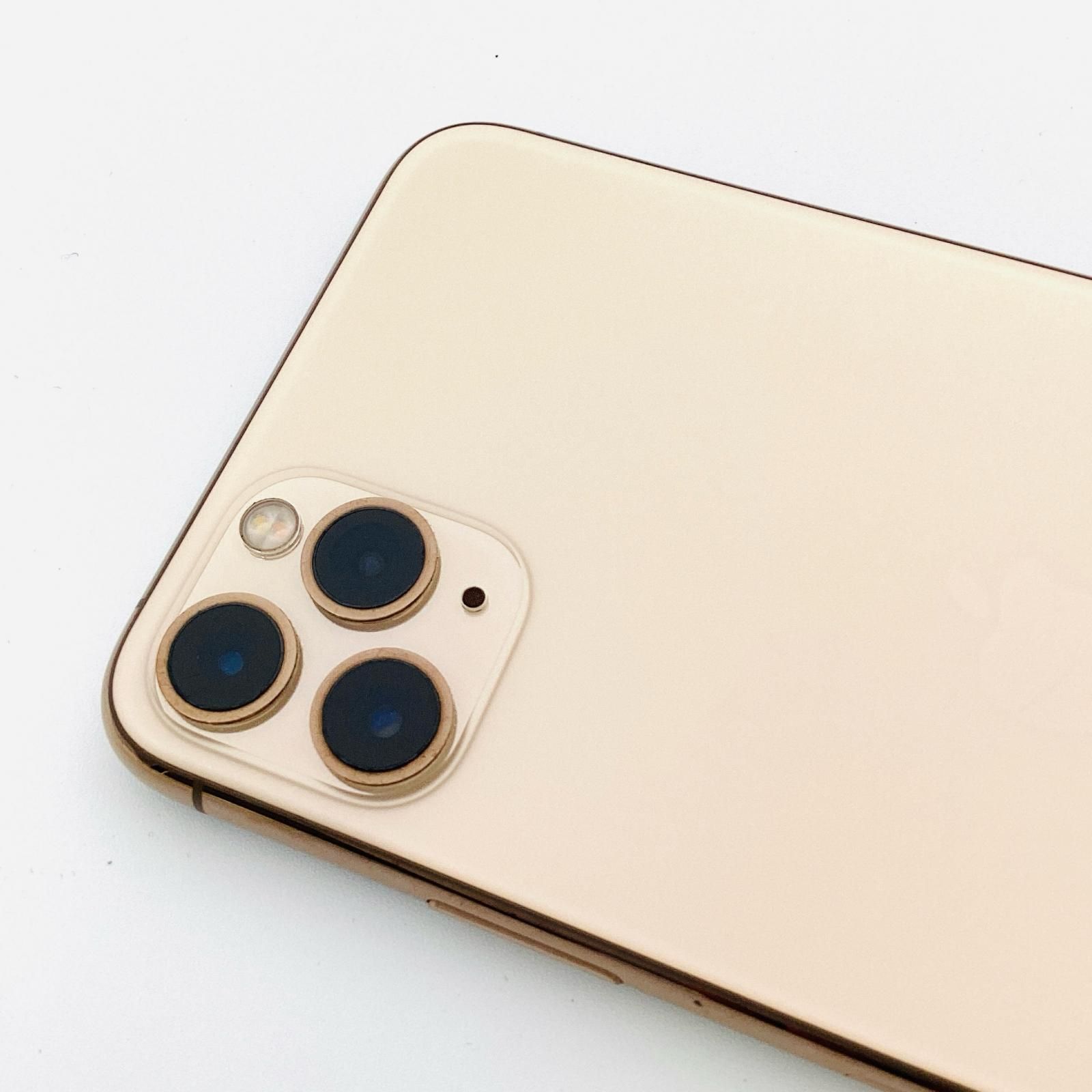 最速発送】Apple iPhone 11 Pro Max 256GB ゴールド Softbank 77% 白