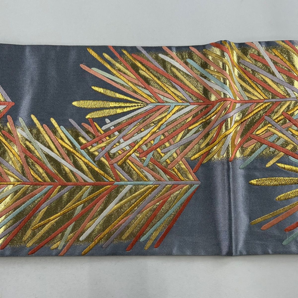 新品未使用　保管品　高級　名古屋帯　レンガ色　刺繍　花　松葉　金糸 名古屋帯 | WAnocoto【公式】オンラインショップ
