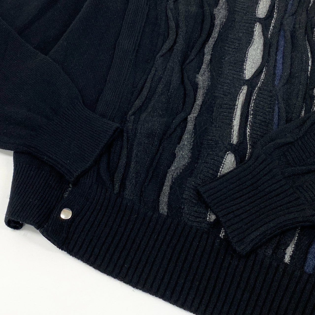 40c29 Tamme タム SLIT 3D KNIT ニットプルオーバー 裾スリット 凹凸 