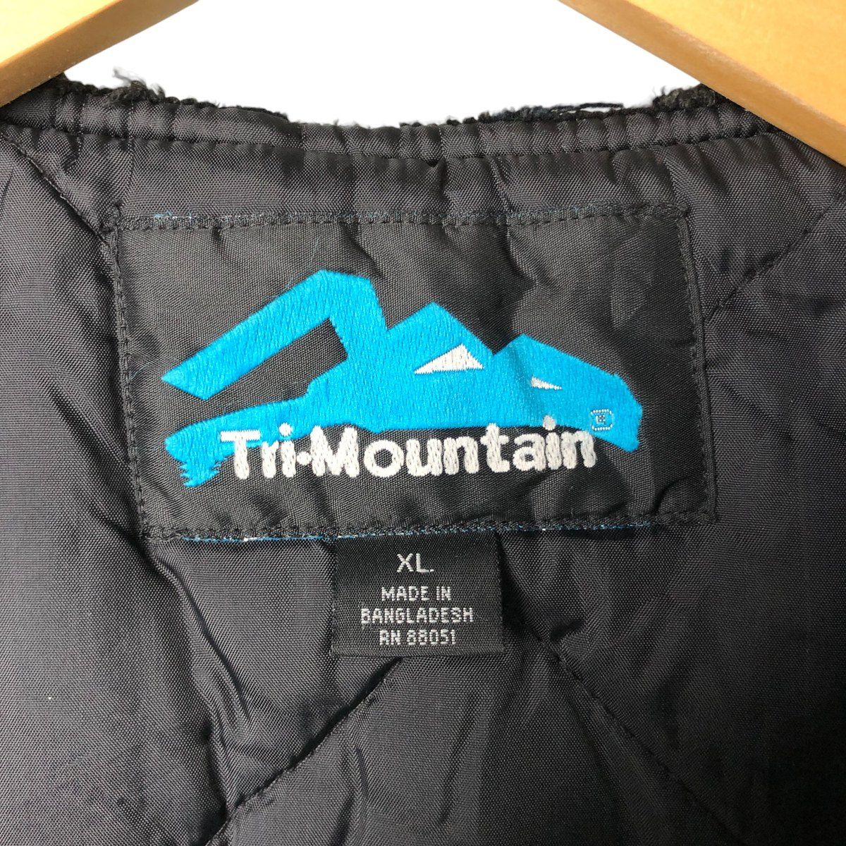 古着 90年代 Tri-Mountain DART 中綿入り ダックベスト メンズXL