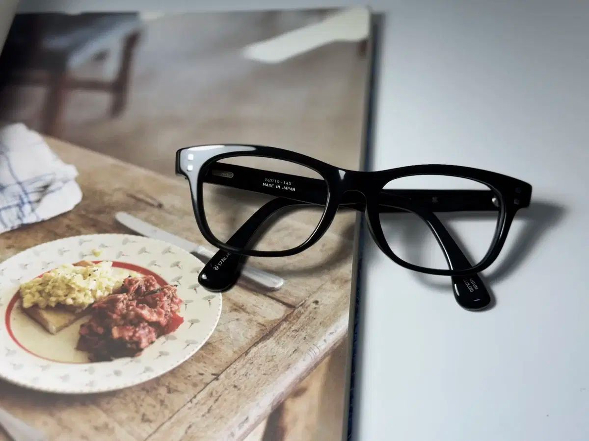 谷口 テンジョオ ジャパン メイド セルロイド メガネ 0093