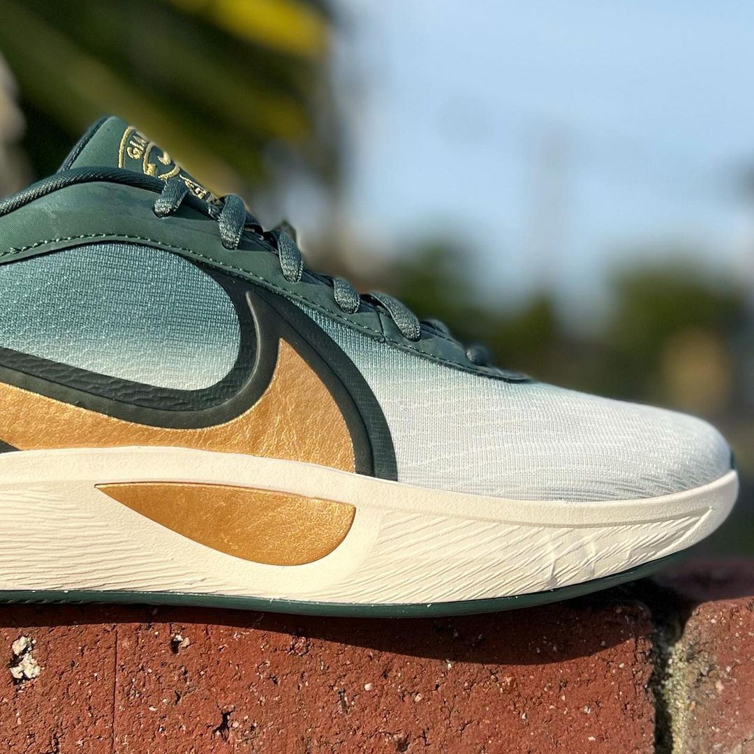 23.0cm新品 Nike ナイキ ヤニス フリーク 6 GS GIANNIS ナイキ Giannis Freak 6 EP ヤニス フリーク 6 EP FJ7807-003