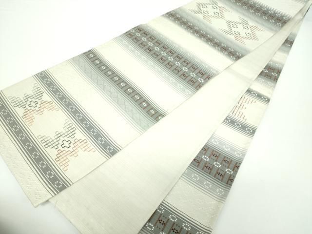 平和屋着物●全通柄京袋帯　型染　藍　成り物　人物七宝花文　正絹　逸品　DAAX4341ps 楽天市場】平和屋着物○全通柄京袋帯 型染 藍 成り物