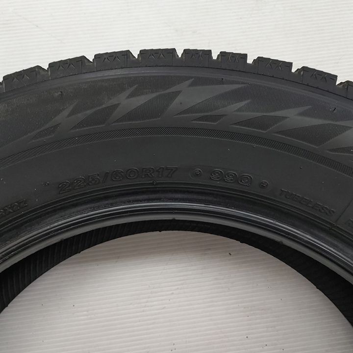 25035 スタッドレスタイヤ