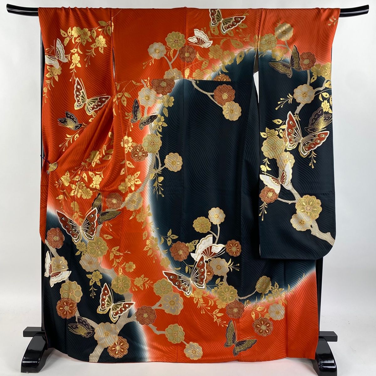 振袖 秀品 袋帯フルセット 蝶 牡丹 金糸 金彩 朱色 袷 身丈159cm 裄丈