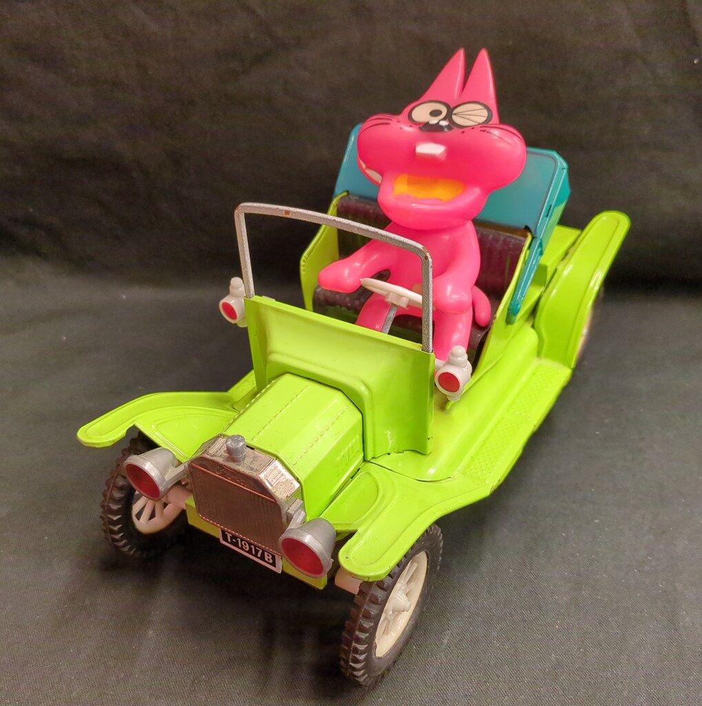 野村トーイ フリクション ニャロメ自動車 230mm 230mm