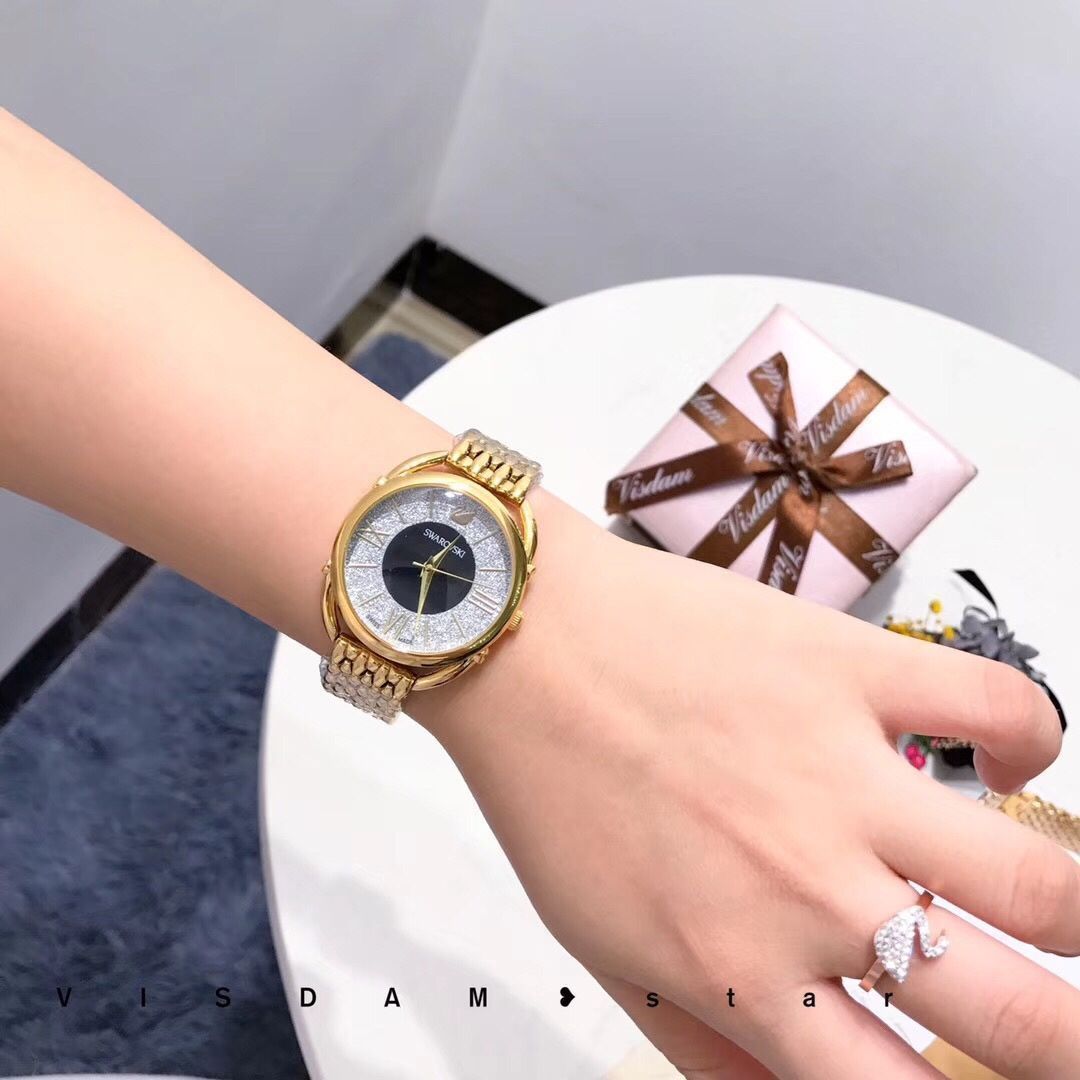 今日特価！Swarovski【施?洛世奇】ニュースターライトモデル