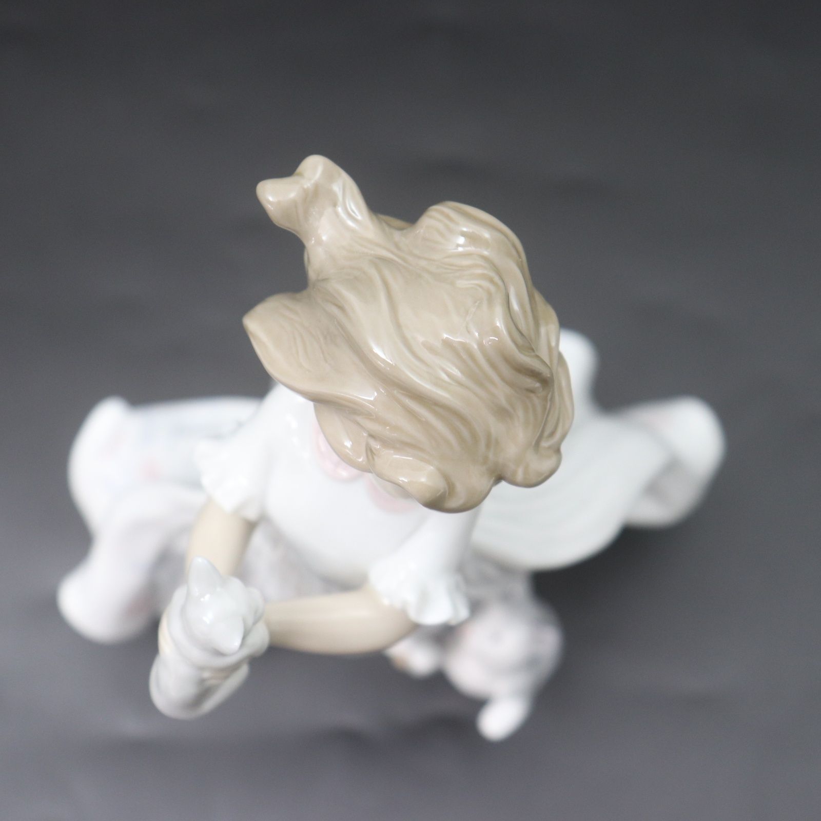 ITXGMSI1AP88 LLADRO リヤドロ 猫たちと戯れる少女 #6941 2003年限定品