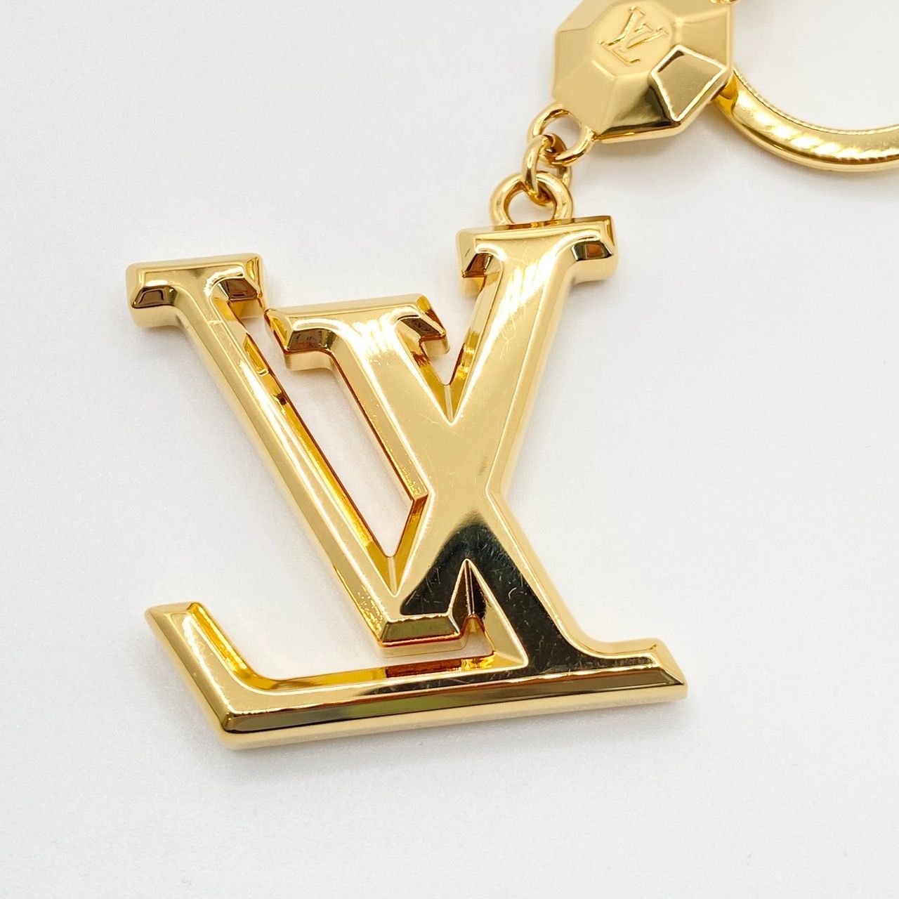 極美品✨ louis vuitton ポルトクレ LV ファセット キーホルダー Louis Vuitton】ルイヴィトン『ポルトクレ・LV ファセット
