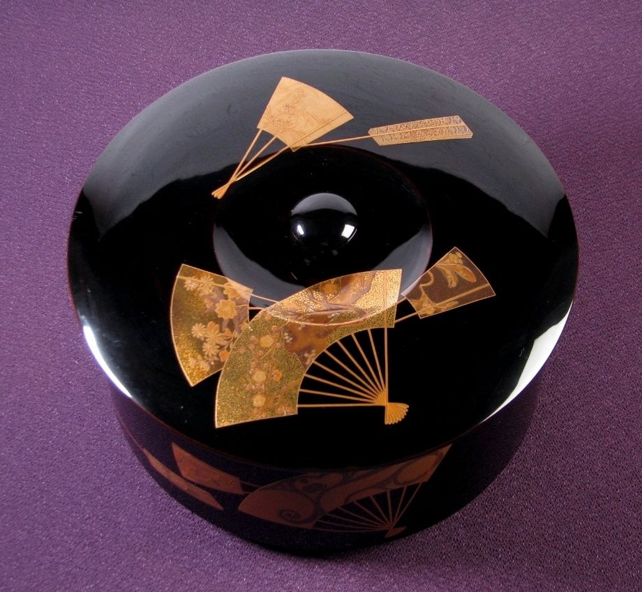 輪島塗 黒蝋色内梨地 茶櫃 美品 共箱 送料込 - メルカリ