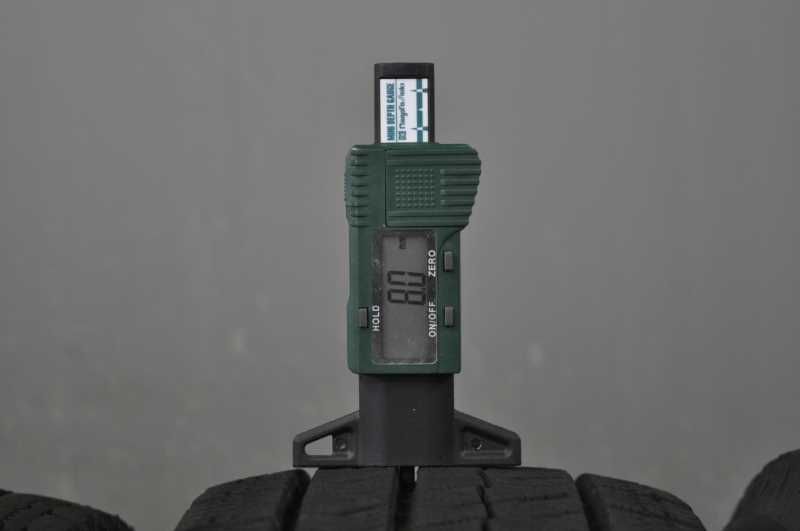 バリ山 スタッドレスタイヤ 製 155 65 R14 14×4.5J 40 4H PCD100 4本セット JF1 N-BOX ボックス BLIZZAK VRX2 s020854G TRITUETUBI_COM