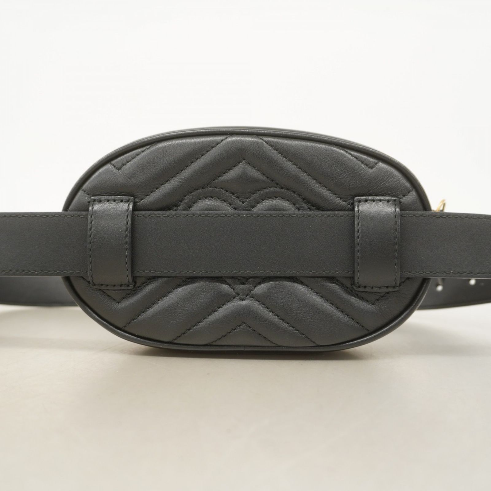 レザー ブラック