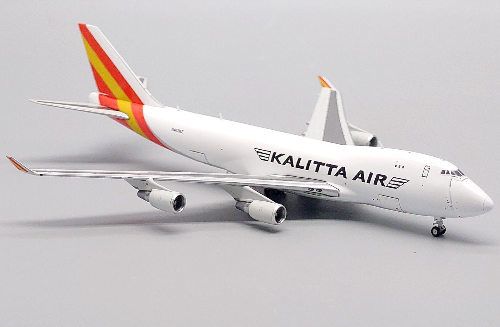 カリッタエア 747-400F N403KZ 1/400 Jcwings カリッタエア 747-400F N403KZ 1/400 - メルカリ