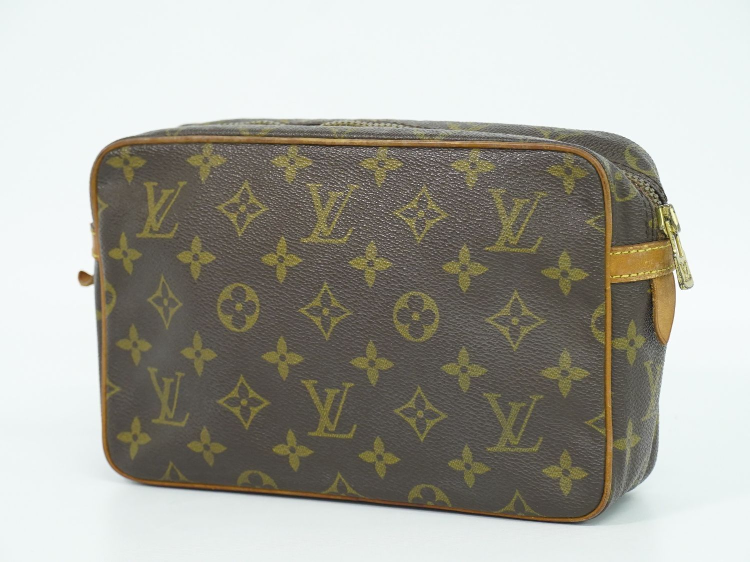 ルイヴィトン　クラッチバッグ　コンピエーニュ23 モノグラム　ブラウン　852 本物 ルイヴィトン LOUIS VUITTON LV コンピエーニュ 23