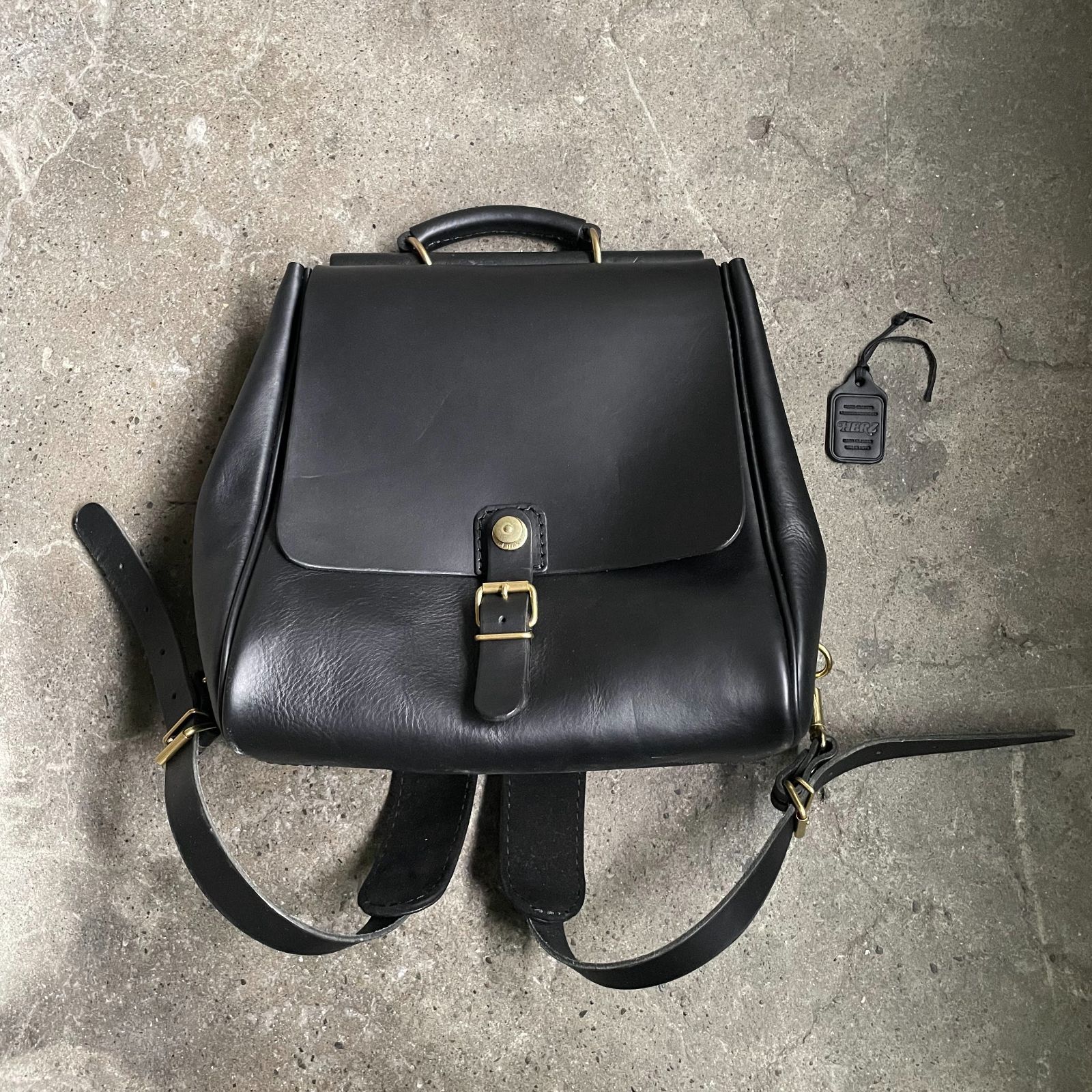 HERZ 椿屋根ぽってリュック ヘルツ レザー バックパック 革 カバン 鞄