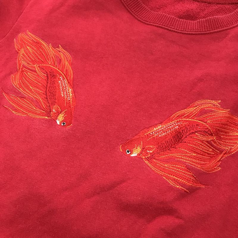beauty:beast スウェット トレーナー クルーネック 長袖 刺繍 金魚