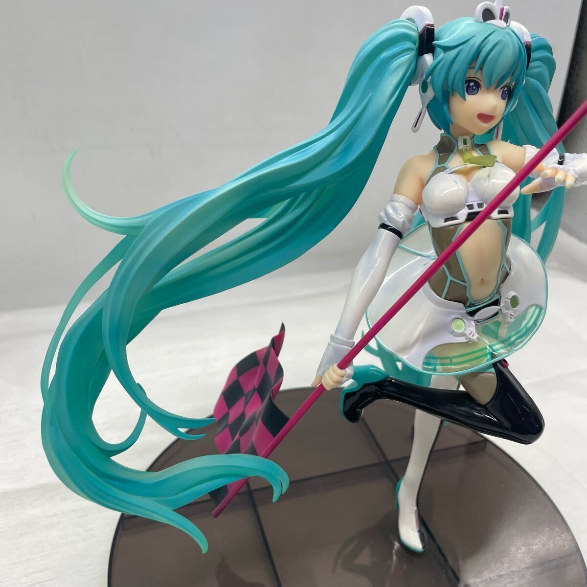 ✨【美品】レーシングミク 1/7スケール フィギュア グッスマ