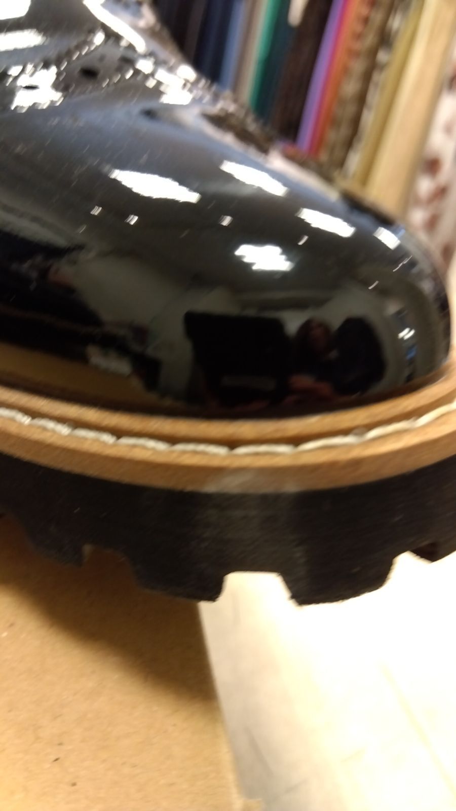 オールウェザー対応 防水ウィングチップシューズ