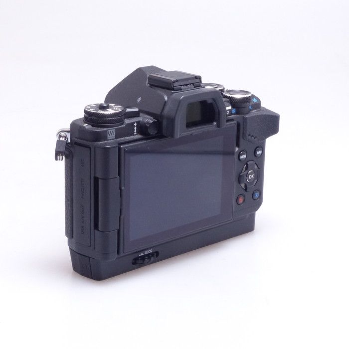 OLYMPUS