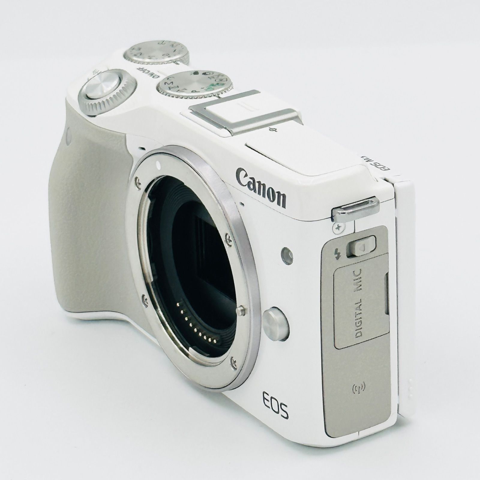 お取引中】ミラーレス一眼カメラ Canon EOS M3