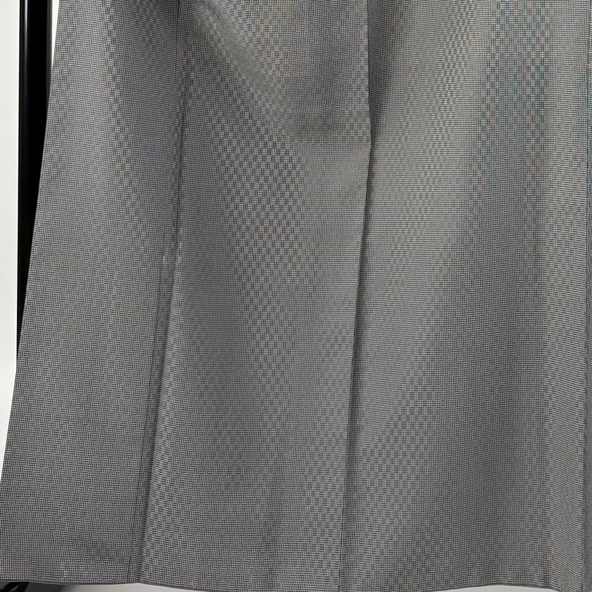 紬 身丈166cm 裄丈70cm L 袷 越後黄八 証紙 幾何学模様 灰色 正絹
