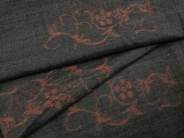 平和屋着物●上質な紬 花唐草文 黒地 正絹 AABA8914ph