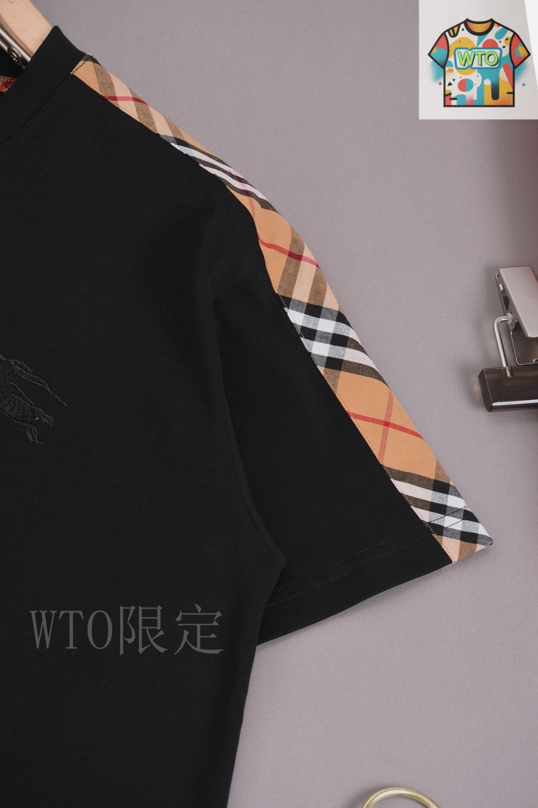 【現行】BURBERRY ENGLAND ロゴエンブレム ワイドカーゴショーツ 現行】BURBERRY ENGLAND ロゴエンブレム ワイドカーゴショーツ