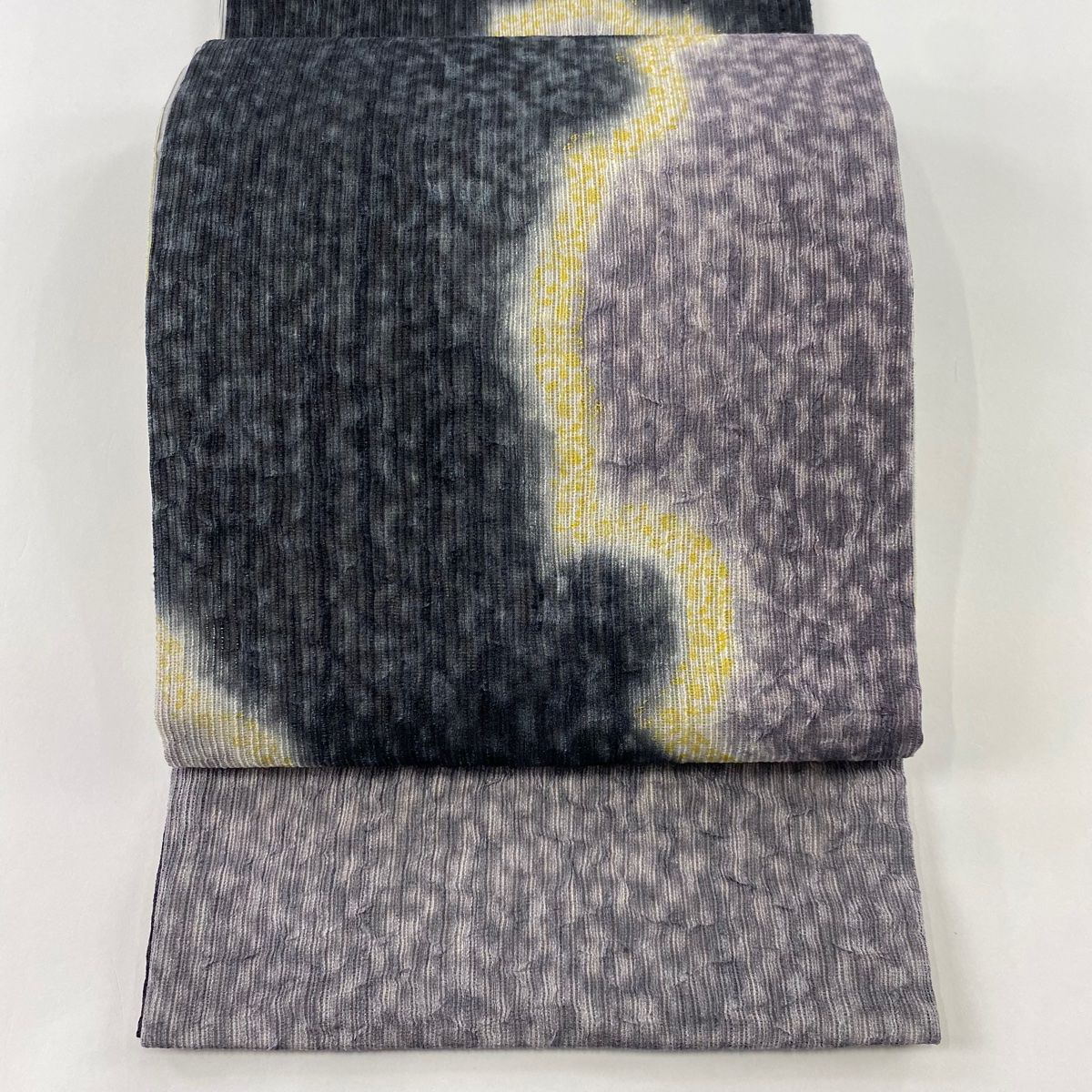 袋帯 美品 秀品 雪輪 幾何学 金彩 ぼかし 墨色 お太鼓柄 正絹