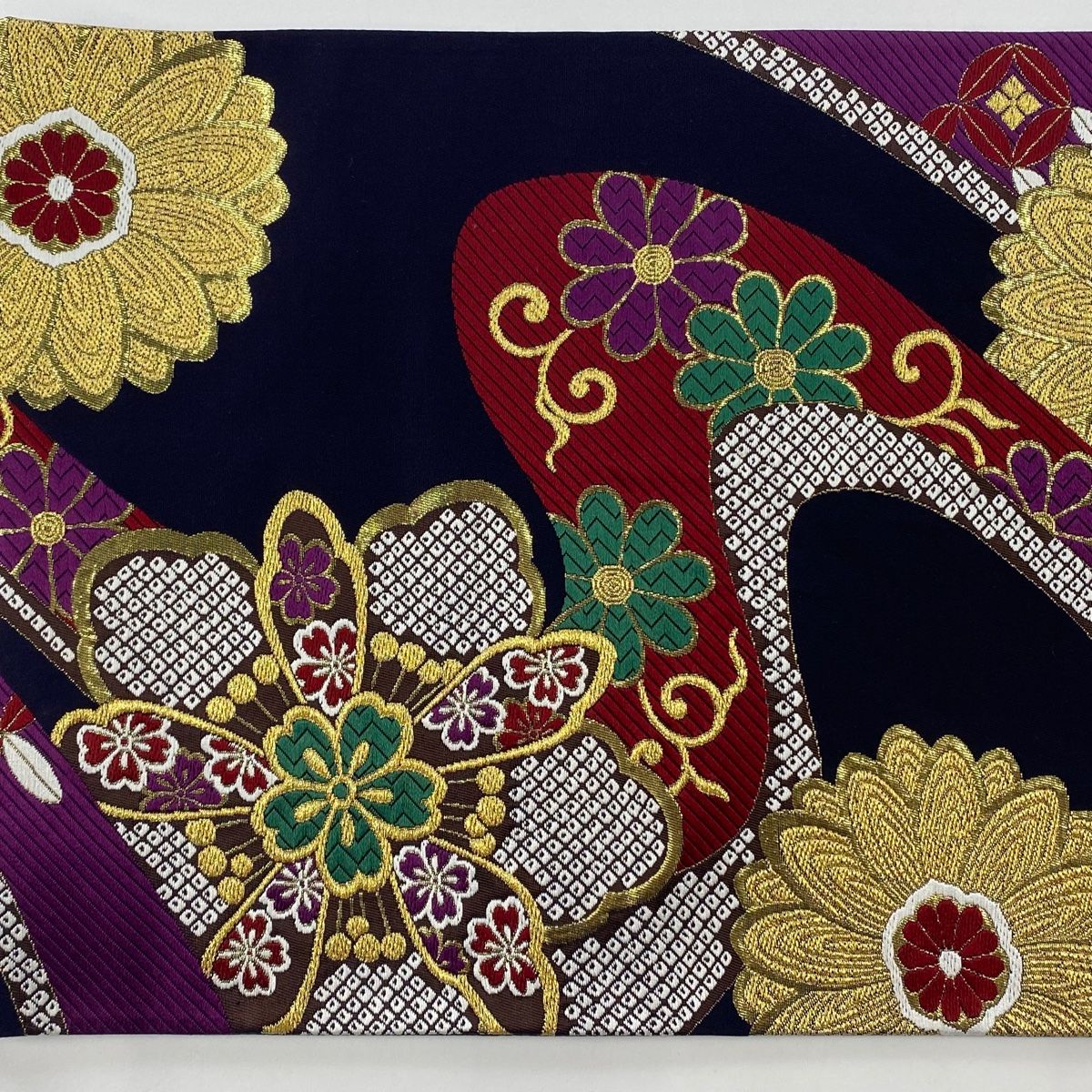 袋帯 美品 秀品 鈴乃屋 振袖向き 桜 菊 箔 金糸 濃紫 六通 正絹