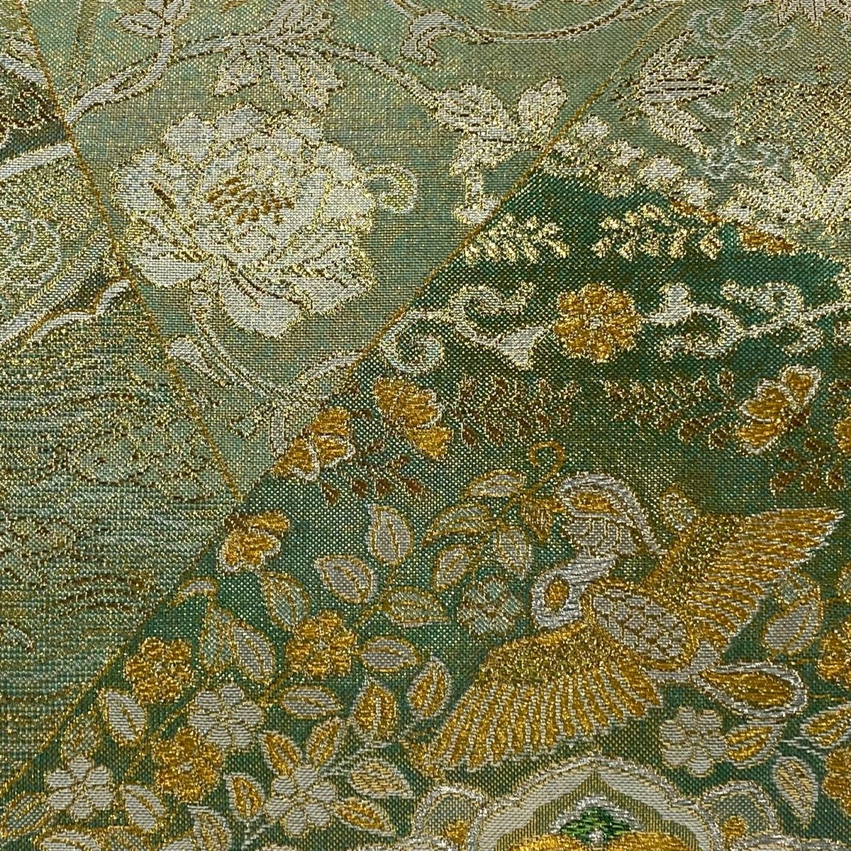 袋帯 美品 秀品 裂鳥瑞鳥花文 華文 花喰い鳥 金糸 箔 薄緑 六通