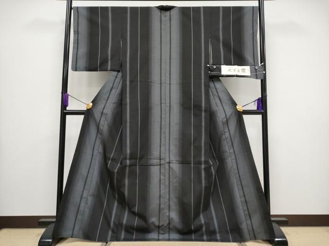 平和屋着物 上 紬 古代糸織 他万喜 白鷹山ぜんまい糸 間道 黒地 証紙付き CYAA3436s5