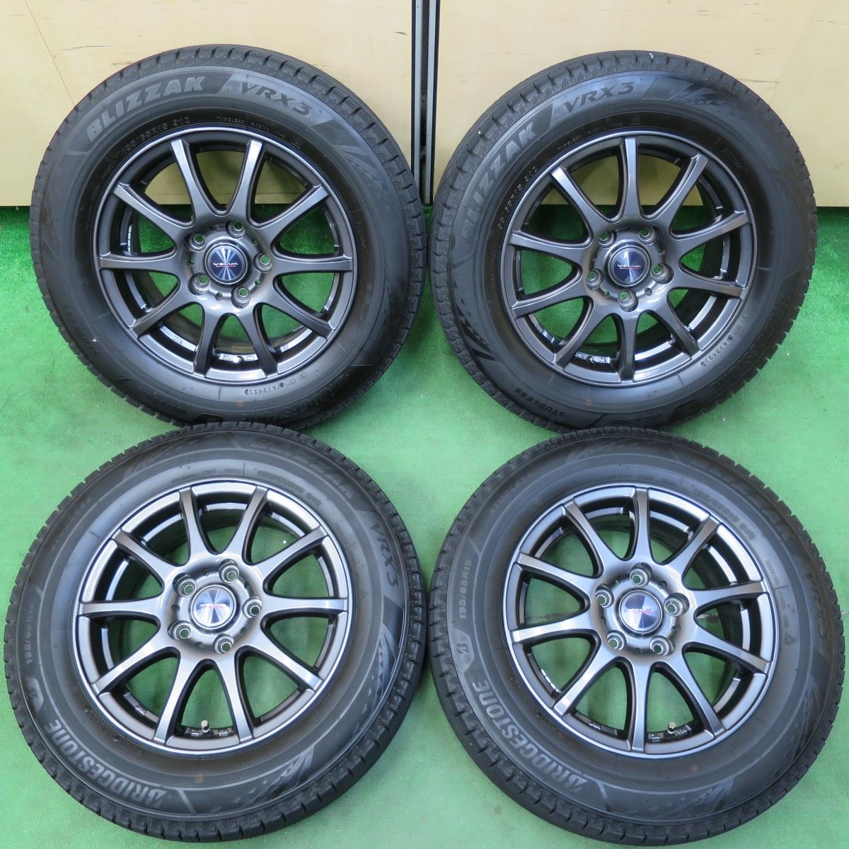 送料無料] バリ溝！22年！キレイ！9分☆スタッドレス 195/65R15 ブリヂストン ブリザック VRX3 VELVA CHARGE ヴェルヴァ  PCD114.3/5H☆4101602イス - メルカリ