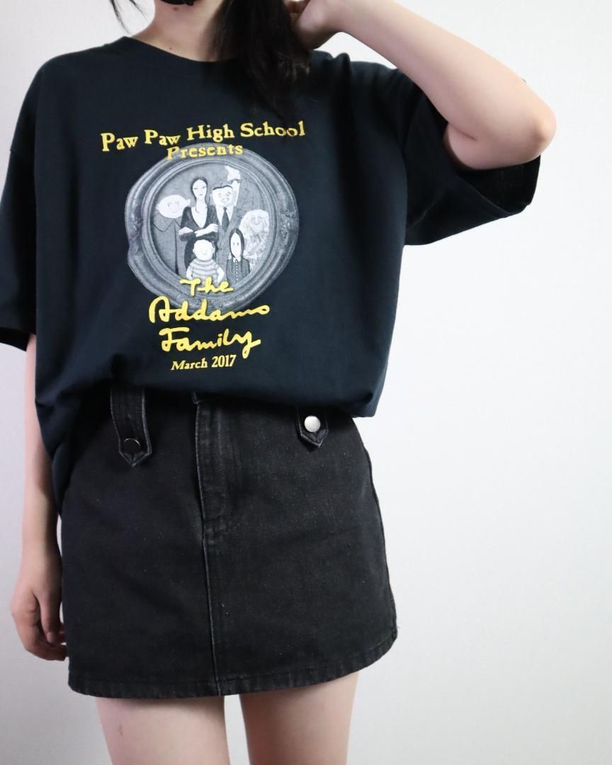 GILDAN アダムスファミリー プリント クルーネック Tシャツ 黒 L