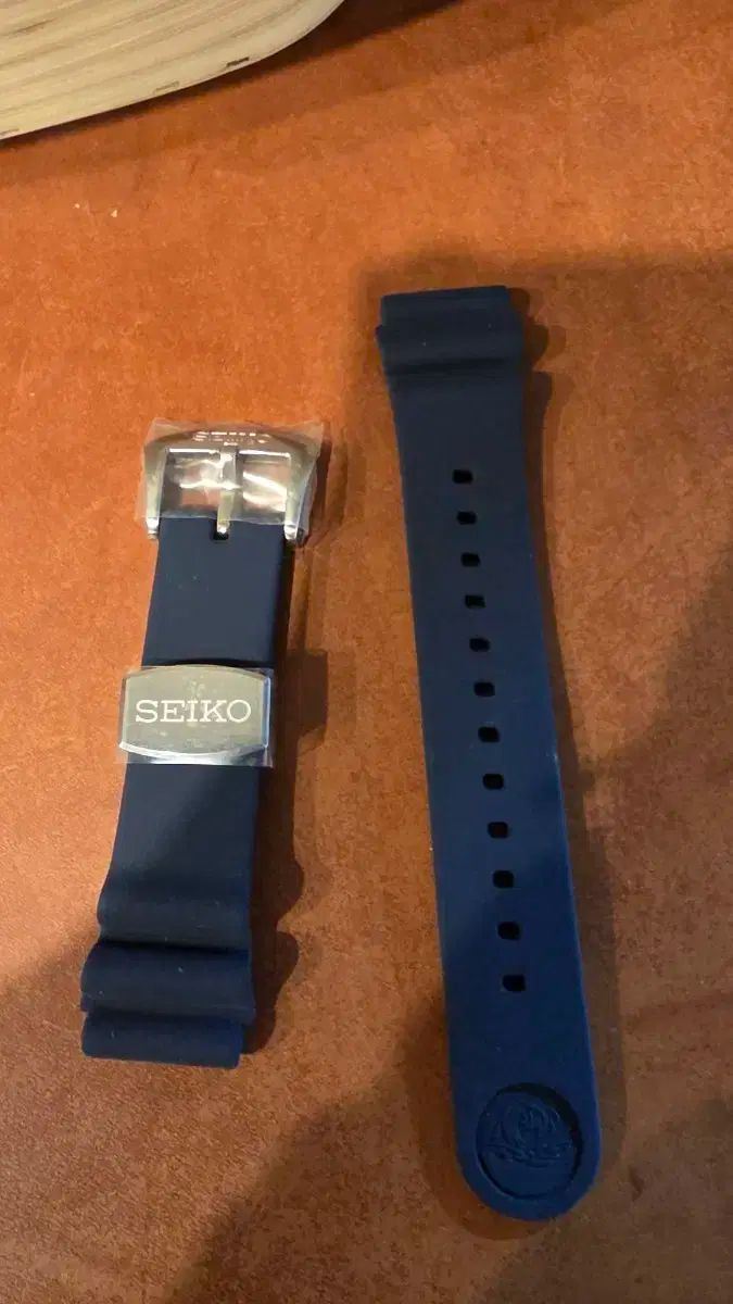 SEIKO セイコー ダイバー 時計 シリコーン ストラップ ネイビー 22 予め