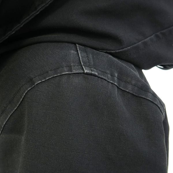 ダウンジャケット