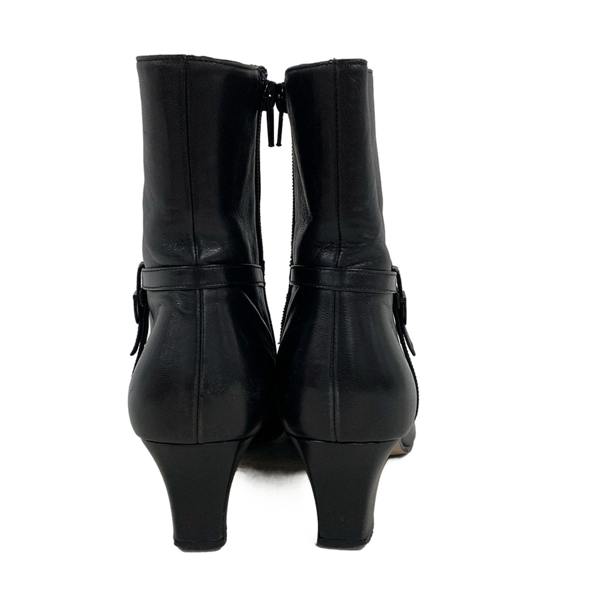 SalvatoreFerragamo sport黒レザー チャッカブーツ FERRAGAMO