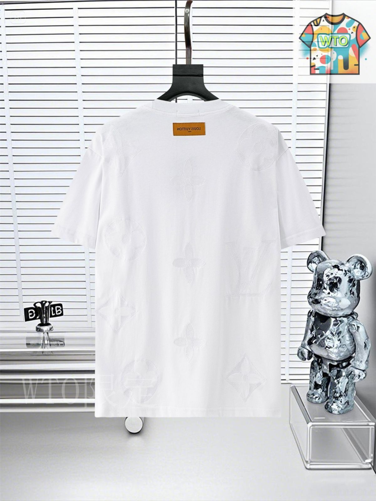 希少即日発送ルイヴィトンビーズ刺繍ロゴTシャツ