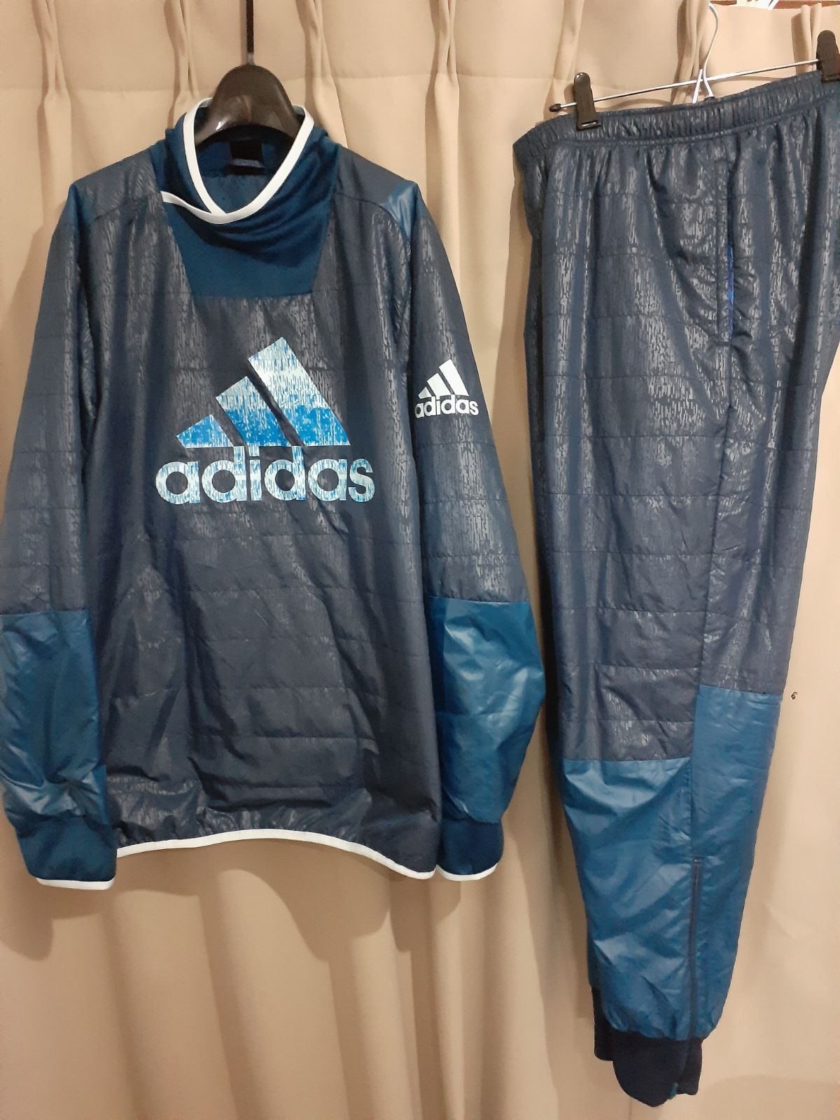 24,200円 アディダス 冬用 中綿 ウォーマー上下 IK6100 紺 XL ウインド