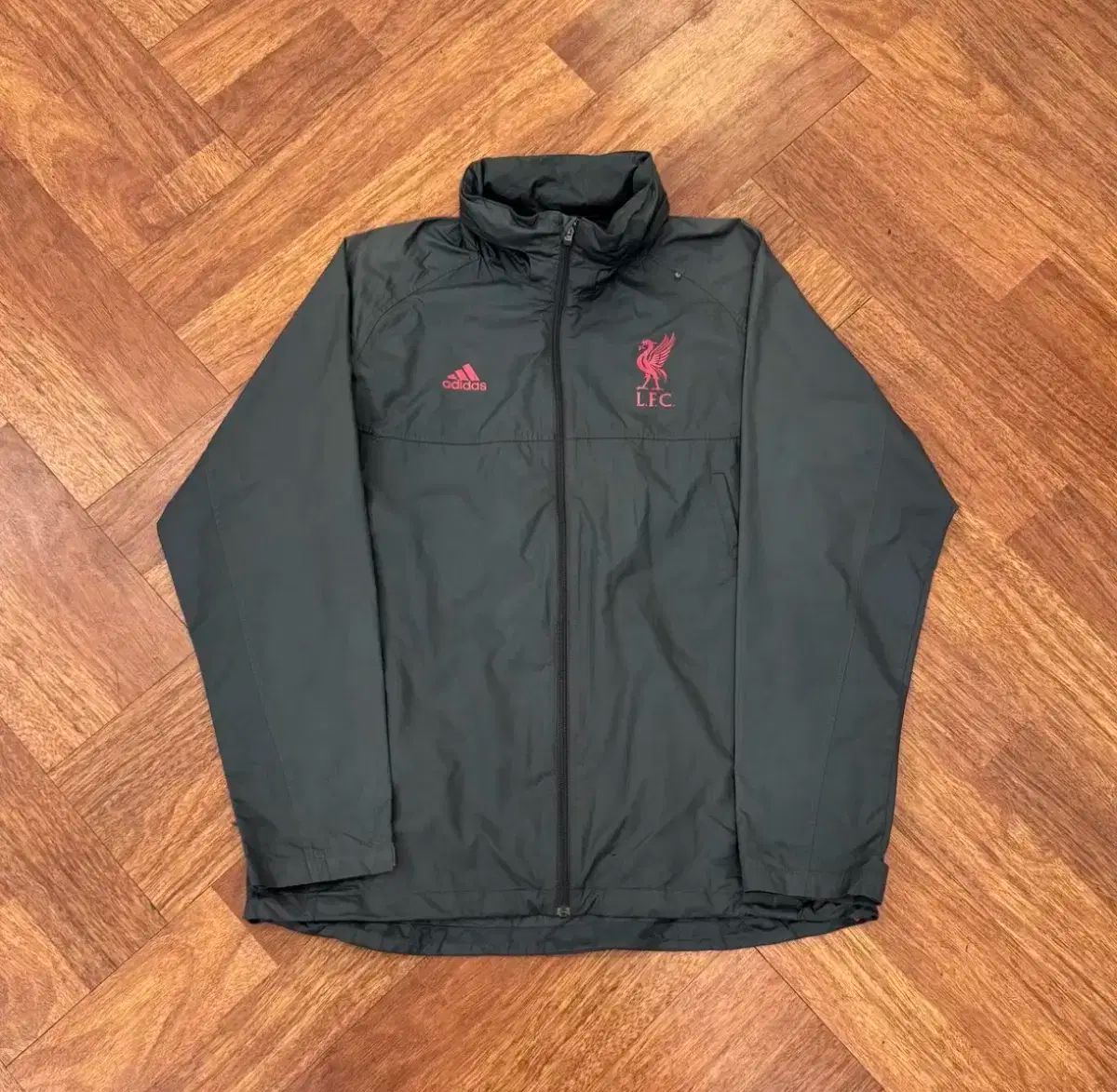 リバプール adidas ウインドブレーカー サイズO アディダス リバプール