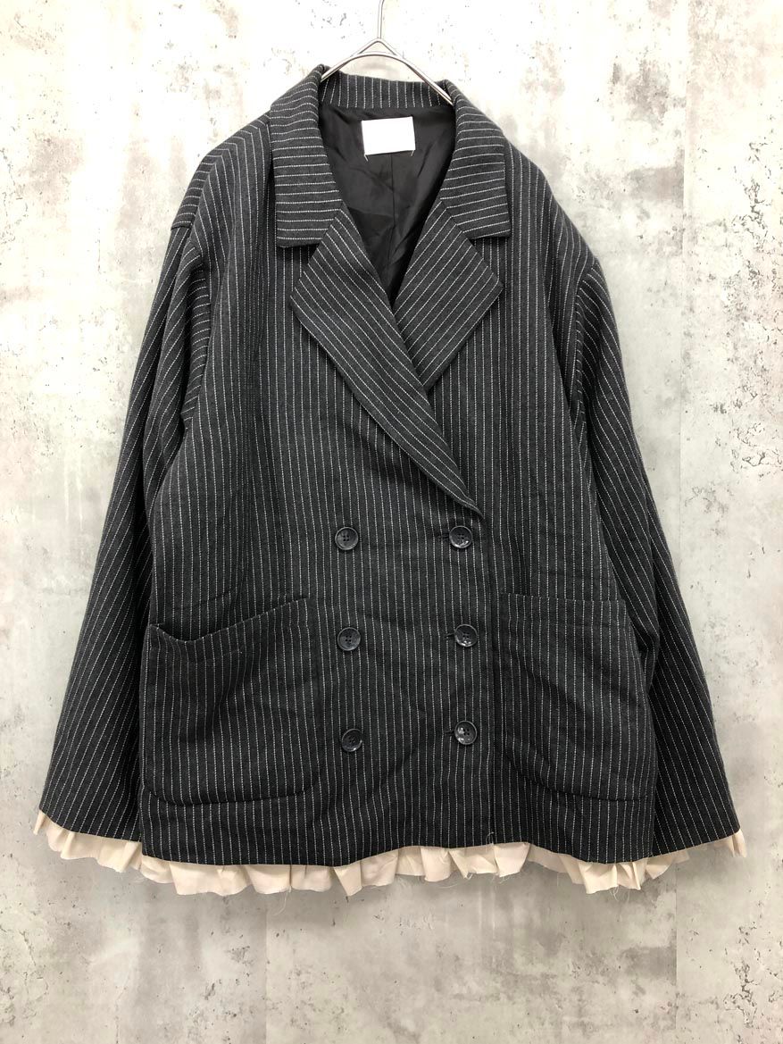 ロワンニュイ loinnuit フリルレイヤードデザインジャケット loin nuit（ロワンニュイ）の「frill layered design jacket