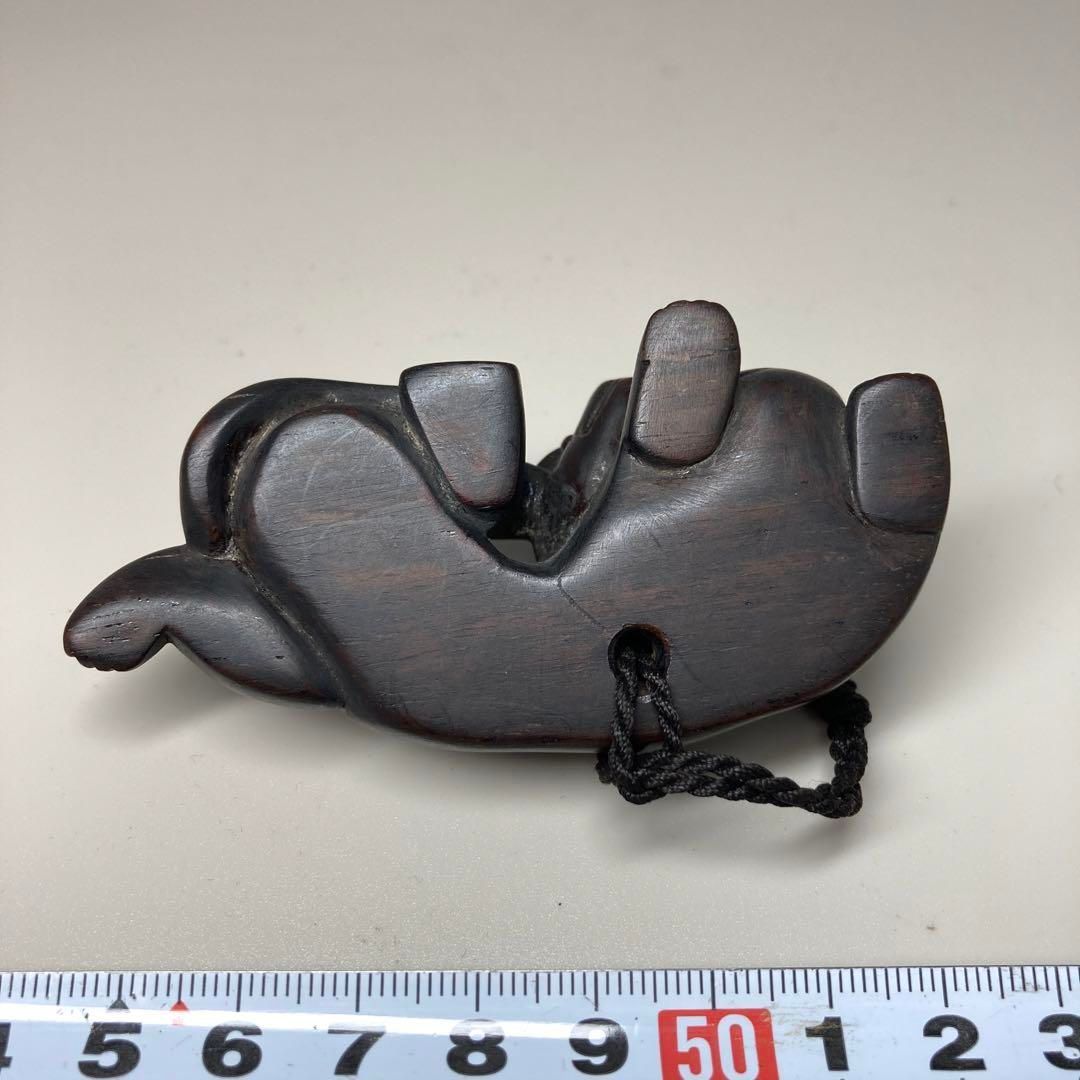  時代 木彫 バク根付 木 35 g 本Y 6 0306 タエチ アンティーク雑貨 美術品 アンティーク コレクション