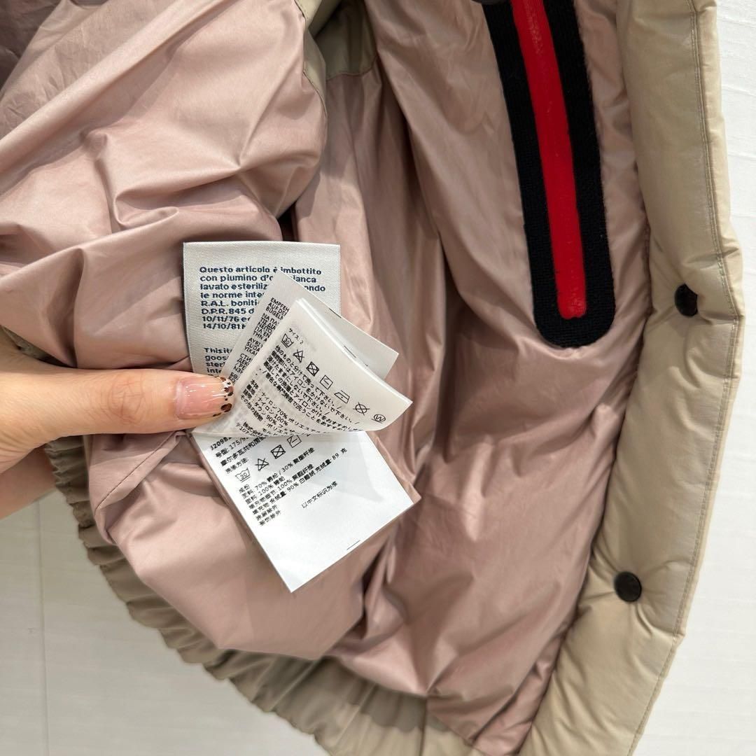 MONCLER ベージュ ダウンベスト｜本日限定特価｜新品未使用-MM