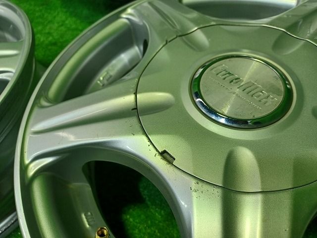 社外 ユーロマックス 12ｲﾝﾁ 4.00B 4穴 4本 100 110 114.3 ﾏﾙﾁPCD