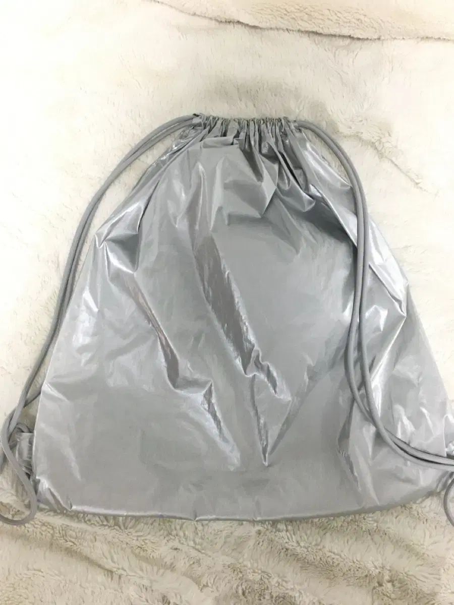 ストリングバック バッグ
