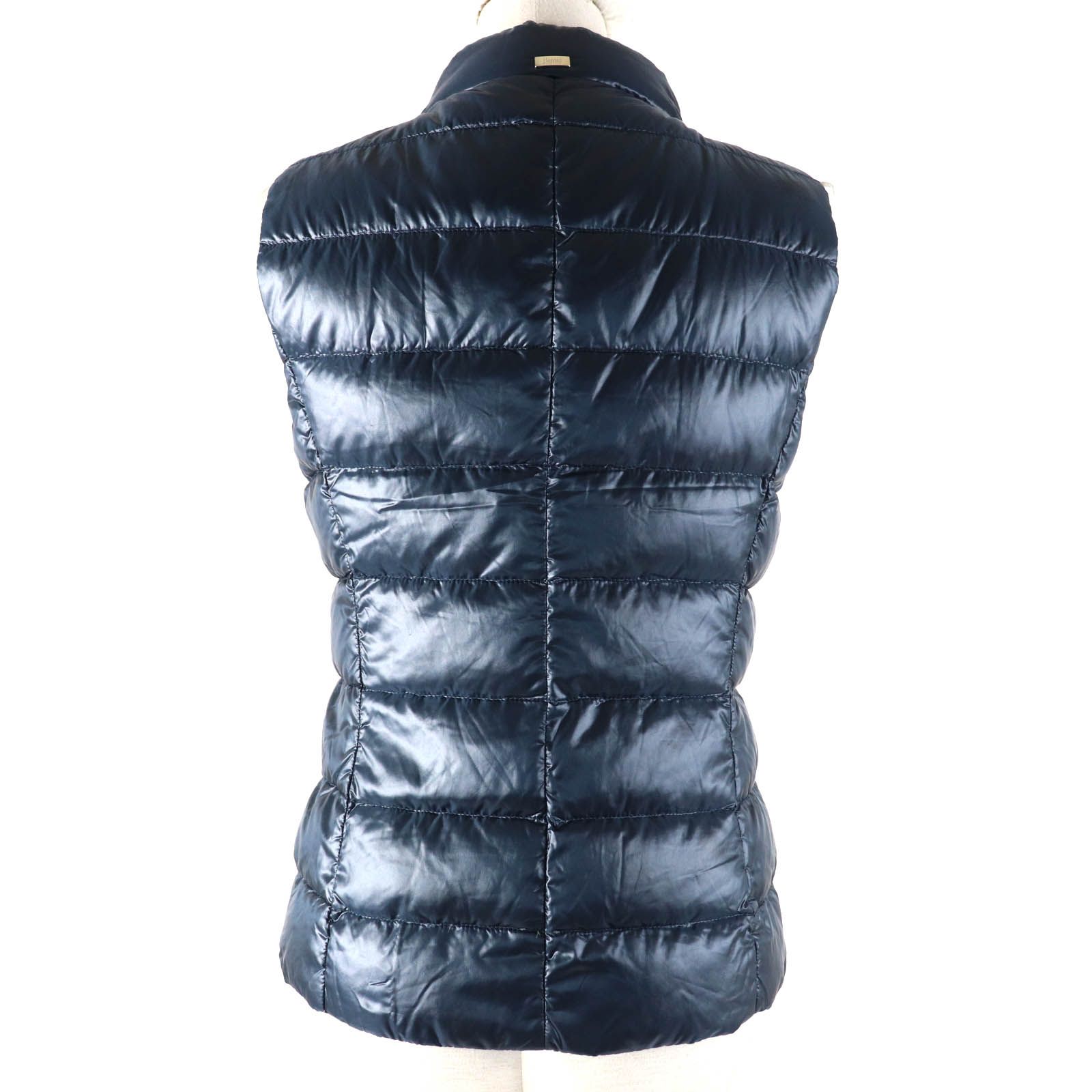 美品　HERNO　ヘルノ　ライトダウン　ダウンベスト　ダークネイビー　38 SALE】HERNO（ヘルノ）メランジフランネル×ナイロンウルトラ